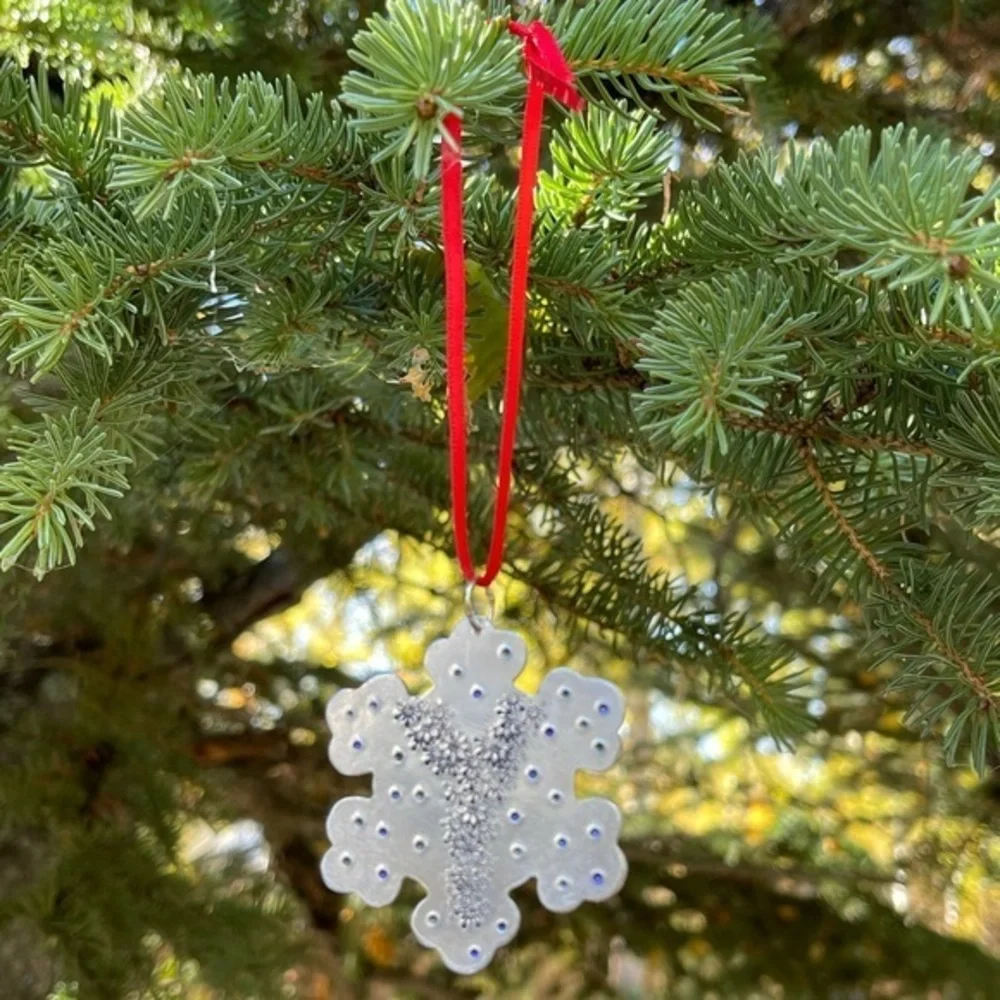 Handmade stamped personalized snowflake Christmas tree silver aluminum‎ ornament